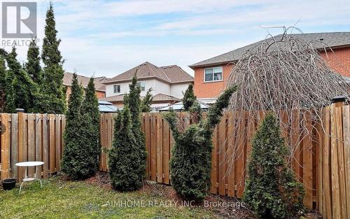 80 - 15 Old Colony Road, Richmond Hill (Oak Ridges Lake Wilcox), ON - Outdoor