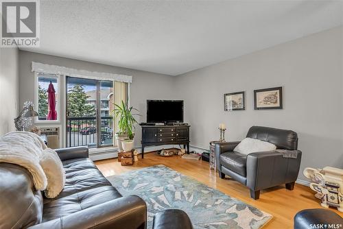 210 217A Cree Place, Saskatoon, SK - Indoor Photo Showing Living Room