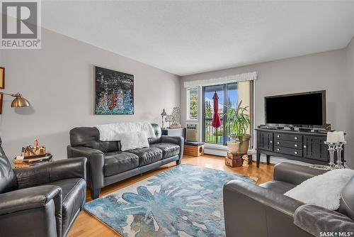 210 217A Cree Place, Saskatoon, SK - Indoor Photo Showing Living Room