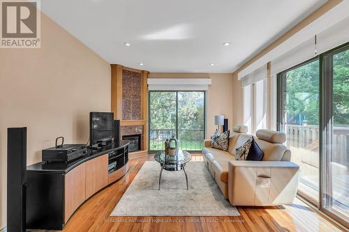 16 Whittaker Crescent, Toronto (Bayview Village), ON - Indoor Photo Showing Living Room With Fireplace