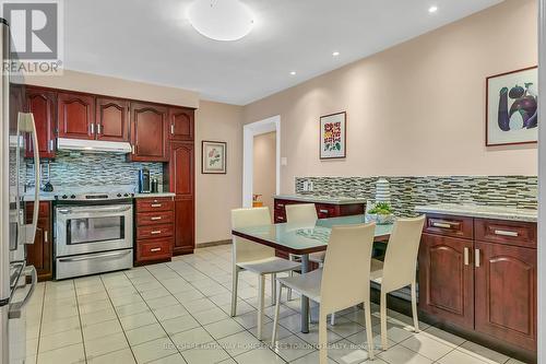 16 Whittaker Crescent, Toronto (Bayview Village), ON - Indoor