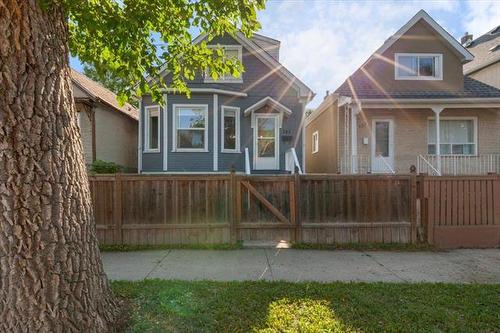 741 Simcoe St, Winnipeg, MB 