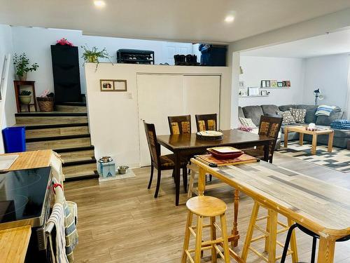 Kitchen - 1140 Rue Des Acadiens, Havre-Saint-Pierre, QC - Indoor Photo Showing Dining Room