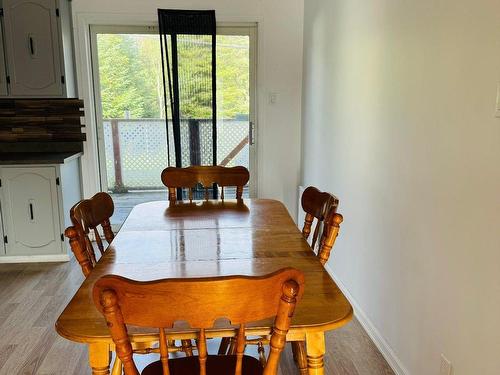 Dining room - 1140 Rue Des Acadiens, Havre-Saint-Pierre, QC - Indoor Photo Showing Dining Room