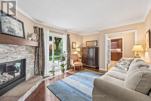 3246 Colonial Drive, Mississauga, ON - Indoor Photo Showing Living Room With Fireplace