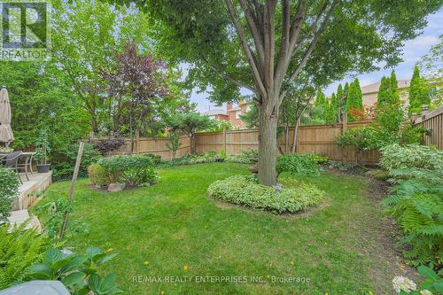 3246 Colonial Drive, Mississauga (Erin Mills), ON - Outdoor With Backyard