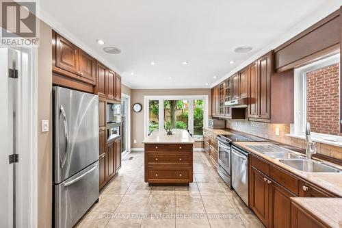 3246 Colonial Drive, Mississauga (Erin Mills), ON - Indoor Photo Showing Kitchen With Stainless Steel Kitchen With Double Sink