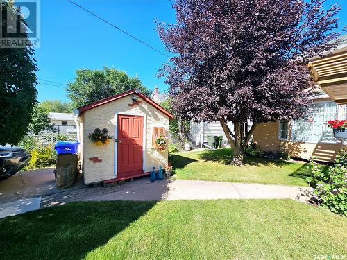 219 21St Street W, Prince Albert, SK - Outdoor