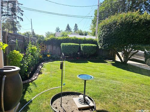 219 21St Street W, Prince Albert, SK - Outdoor With Backyard