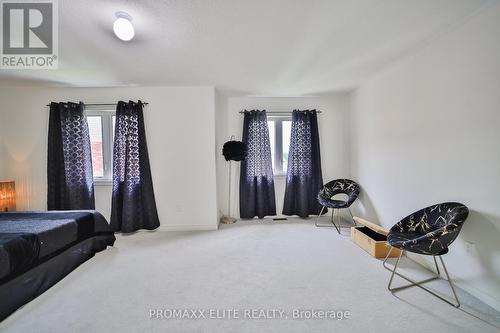 639 Fleetwood Drive, Oshawa, ON - Indoor Photo Showing Bedroom