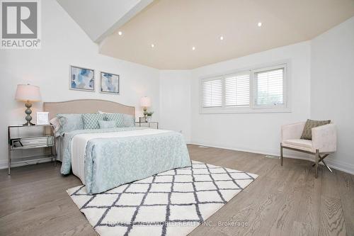 6 Futura Avenue, Richmond Hill, ON - Indoor Photo Showing Bedroom