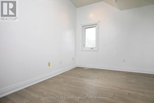 6 Futura Avenue, Richmond Hill, ON - Indoor Photo Showing Other Room