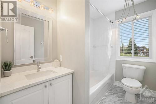 2148 Nantes Street, Ottawa, ON - Indoor Photo Showing Bathroom