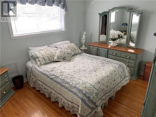 717 Sandfield Crescent, Cornwall, ON - Indoor Photo Showing Bedroom