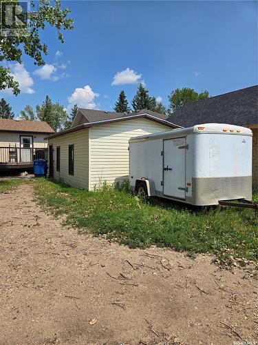 244 5Th Avenue E, Gravelbourg, SK - Outdoor