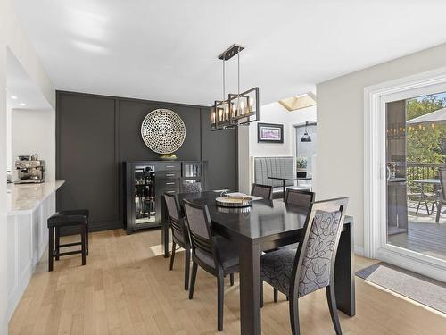 Salon - 68 Ch. Du Lac-Bertrand, Saint-Hippolyte, QC - Indoor Photo Showing Living Room With Fireplace