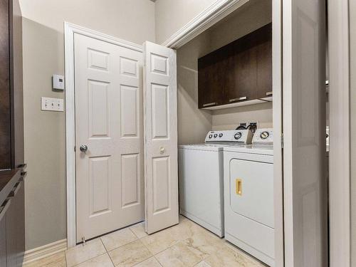 Laundry room - 301-210 Av. Du Golf, La Prairie, QC - Indoor Photo Showing Laundry Room