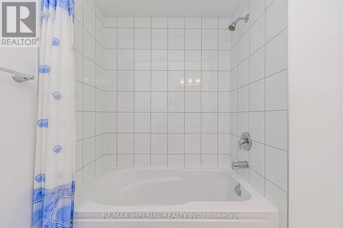 34 - 1317 Leriche Way, Milton, ON - Indoor Photo Showing Bathroom