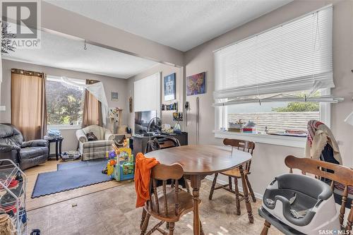 1415 D Avenue N, Saskatoon, SK - Indoor