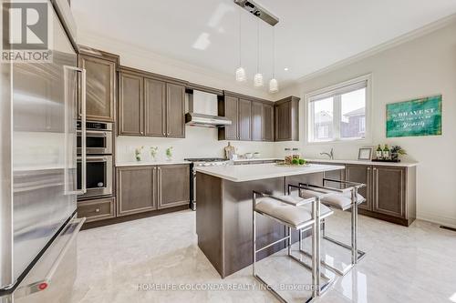 21 Planet Street, Richmond Hill, ON - Indoor Photo Showing Kitchen