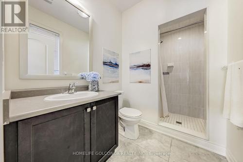 21 Planet Street, Richmond Hill, ON - Indoor Photo Showing Bathroom