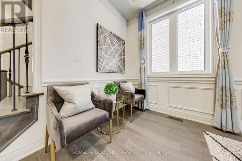 21 Planet Street, Richmond Hill, ON - Indoor Photo Showing Other Room