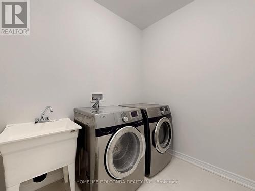 164 Busato Drive, Whitchurch-Stouffville, ON - Indoor Photo Showing Laundry Room