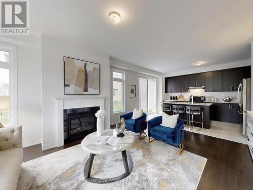 164 Busato Drive, Whitchurch-Stouffville, ON - Indoor Photo Showing Living Room With Fireplace