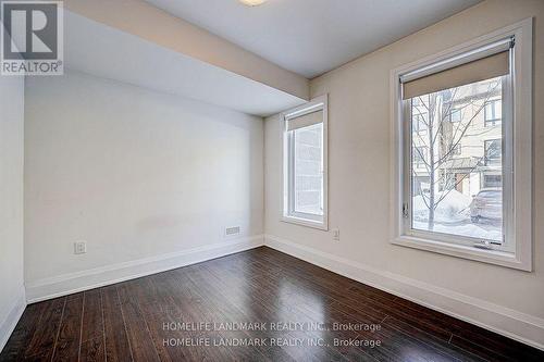 30 Kenneth Wood Crescent, Toronto, ON - Indoor Photo Showing Other Room