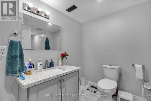 25 Vineyard Drive, Brampton, ON - Indoor Photo Showing Bathroom