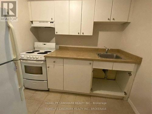 9 - 100 Dunlop Street, Barrie, ON - Indoor Photo Showing Kitchen