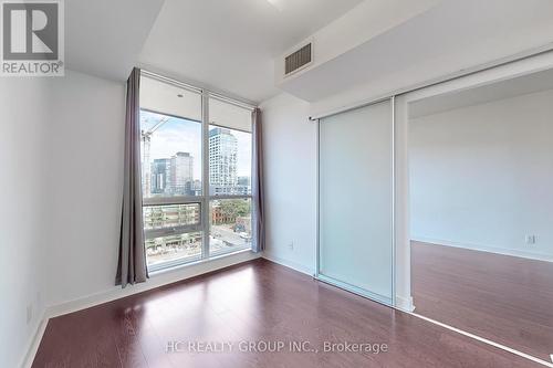 919 - 320 Richmond Street E, Toronto, ON - Indoor Photo Showing Other Room