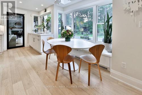 200 Chartwell Road, Oakville (Old Oakville), ON - Indoor Photo Showing Dining Room