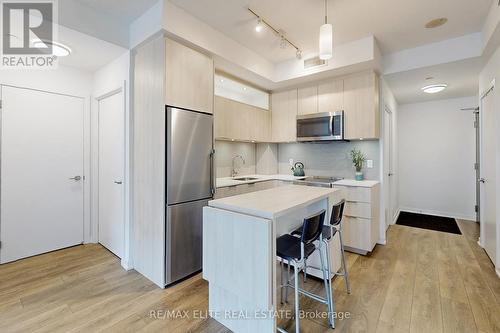 505 - 50 Forest Manor Road, Toronto (Henry Farm), ON - Indoor Photo Showing Kitchen