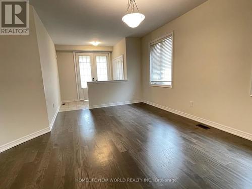 256 Conklin Crescent, Aurora, ON - Indoor Photo Showing Other Room