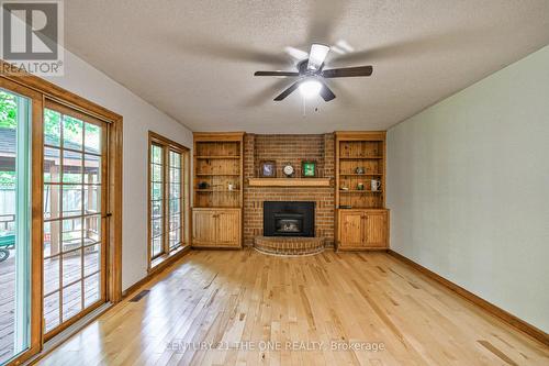 224 Park Avenue, East Gwillimbury (Holland Landing), ON - Indoor With Fireplace