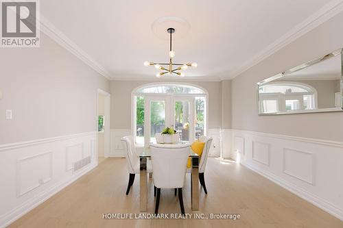 151 Highland Crescent, Toronto (Bridle Path-Sunnybrook-York Mills), ON - Indoor Photo Showing Dining Room