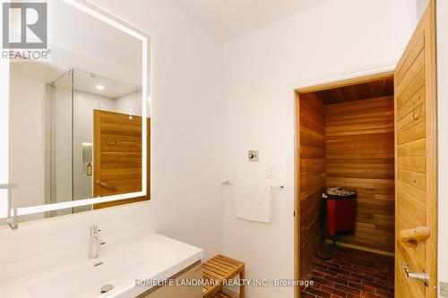 151 Highland Crescent, Toronto (Bridle Path-Sunnybrook-York Mills), ON - Indoor Photo Showing Bathroom