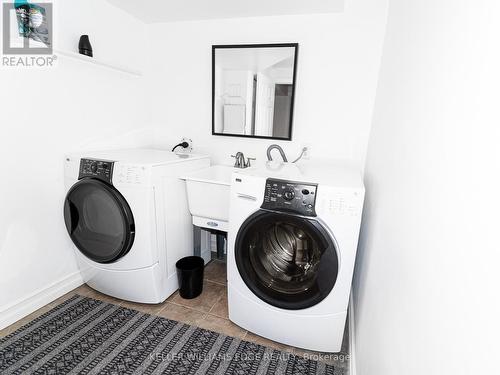 592 Rendezvous Court, Windsor, ON - Indoor Photo Showing Laundry Room