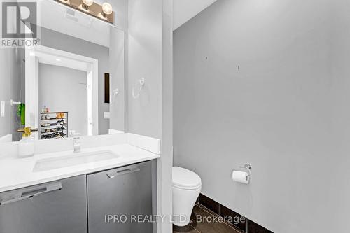 3602 - 2900 Highway 7 Road, Vaughan, ON - Indoor Photo Showing Bathroom