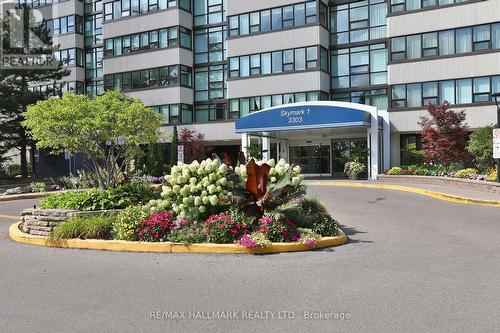 2102 - 3303 Don Mills Road, Toronto (Don Valley Village), ON - Outdoor