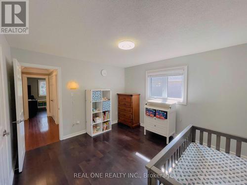 2046 Pineview Drive, Oakville (Iroquois Ridge North), ON - Indoor Photo Showing Bedroom