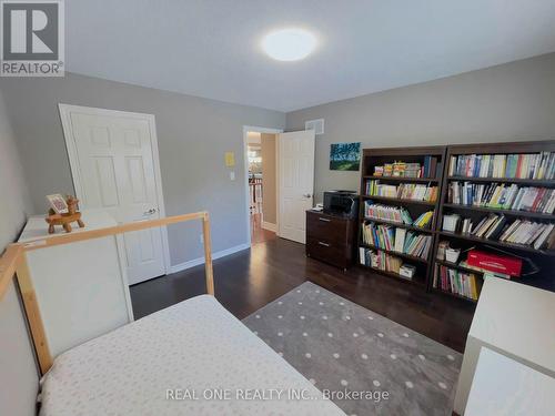 2046 Pineview Drive, Oakville (Iroquois Ridge North), ON - Indoor