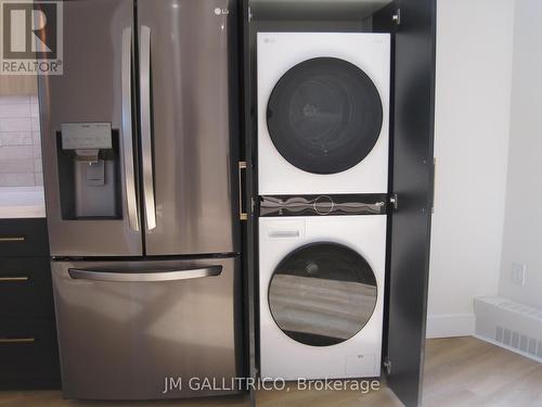 1109 - 5250 Lakeshore Road, Burlington (Appleby), ON - Indoor Photo Showing Laundry Room