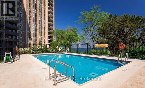 1109 - 5250 Lakeshore Road, Burlington (Appleby), ON - Outdoor With In Ground Pool