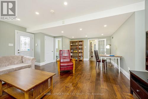 35 Inglewood Drive, Brampton (Brampton East), ON - Indoor Photo Showing Living Room