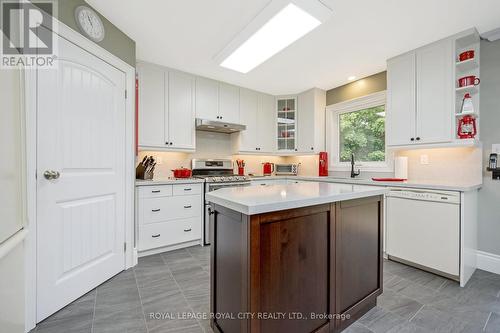 35 Inglewood Drive, Brampton (Brampton East), ON - Indoor Photo Showing Kitchen