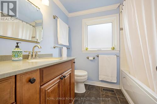 35 Inglewood Drive, Brampton (Brampton East), ON - Indoor Photo Showing Bathroom