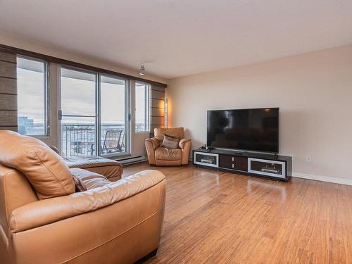 Salon - 1003-11115 Boul. Cavendish, Montréal (Saint-Laurent), QC - Indoor Photo Showing Living Room