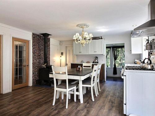 Kitchen - 28 Ch. Des Sapins, Harrington, QC - Indoor Photo Showing Dining Room